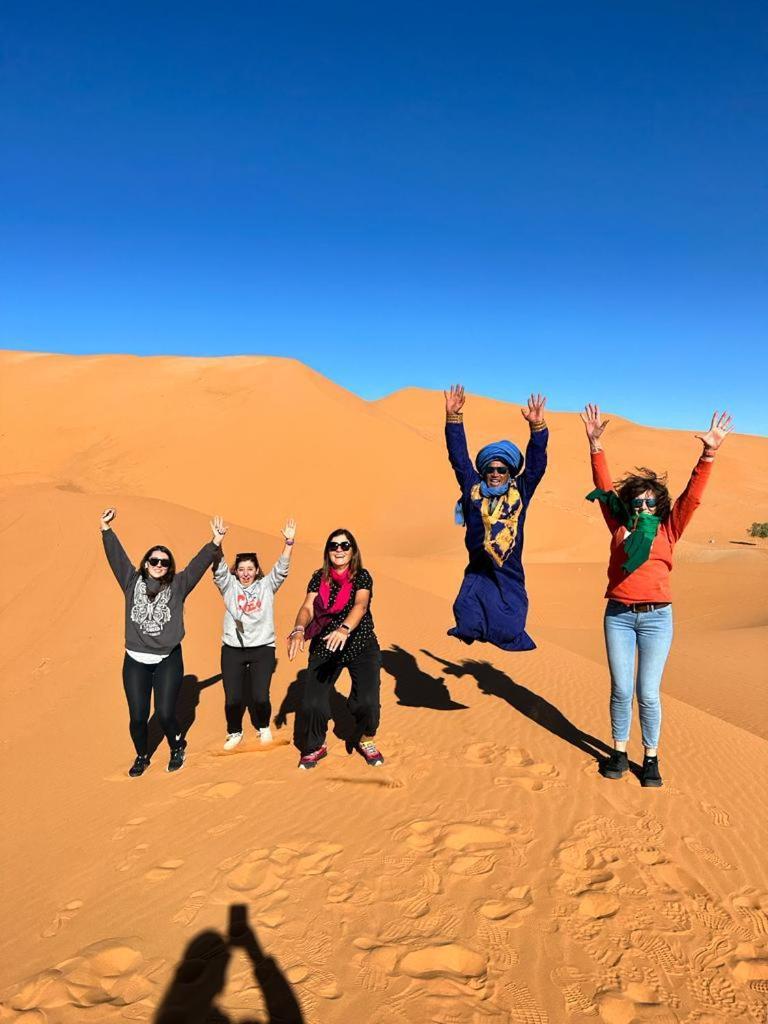 Merzouga Camel Trekking Camp Buitenkant foto